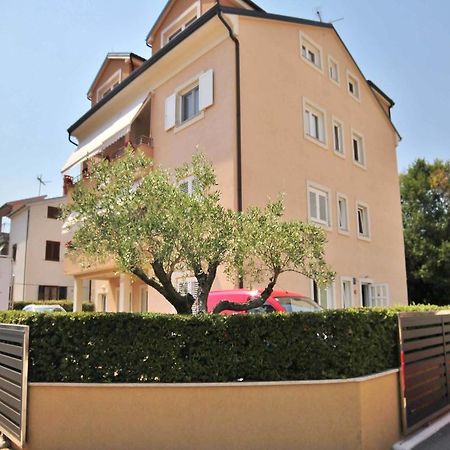 Apartment Gaga โรวีน ห้อง รูปภาพ