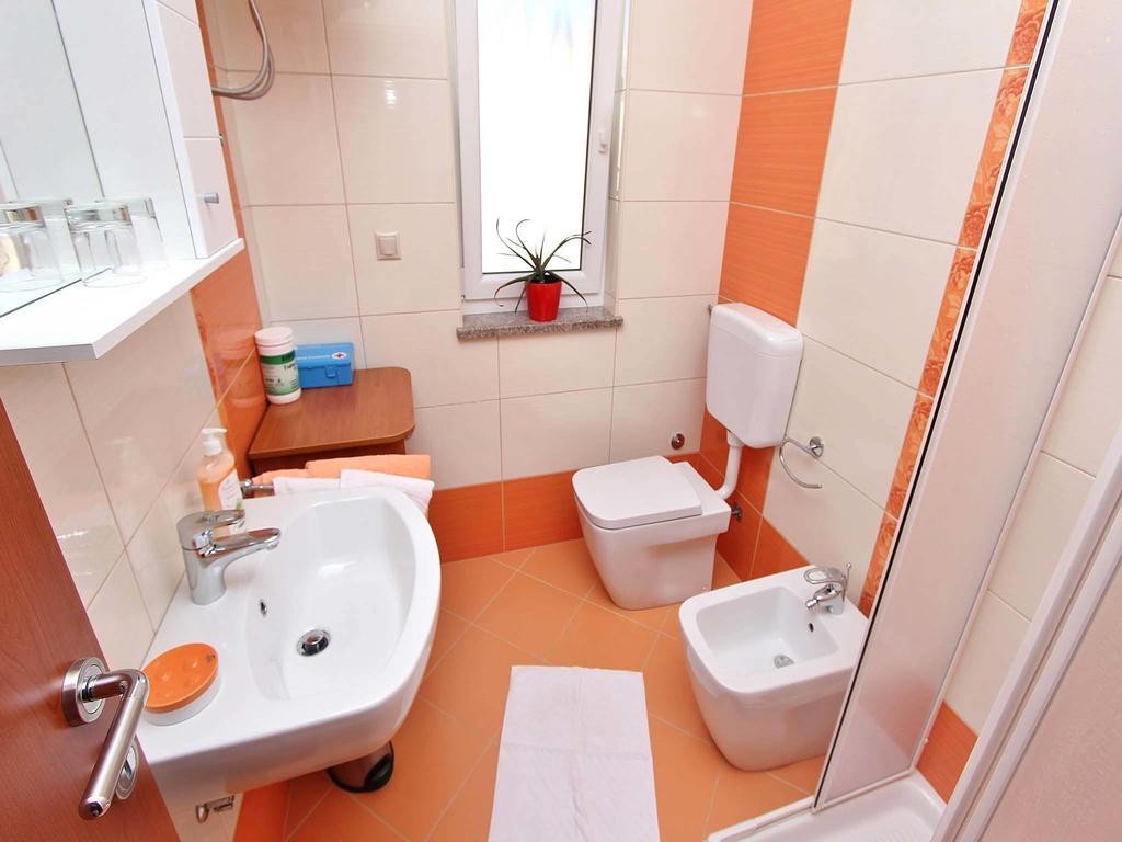 Apartment Gaga โรวีน ห้อง รูปภาพ