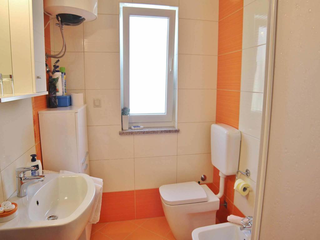 Apartment Gaga โรวีน ห้อง รูปภาพ